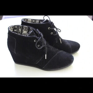 Toms wedge boots